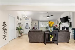 1813 Cripple Creek Dr, Garland, TX 75041 - Photo 8