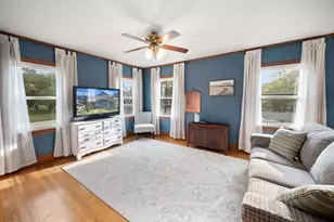 327 N Ponsard St, Troup, TX 75789 - Photo 14