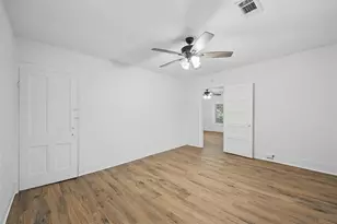 908 E Houston St, Sherman, TX 75092 - Photo 12