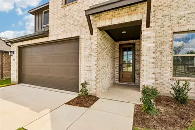 1502 Red Clover Avenue, Van Alstyne, TX 75495 - Photo 2