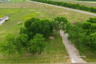 8645 Co Rd 1143, Celeste, TX 75423 - Photo 28