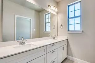 641 Hutchinson Ln, Lewisville, TX 75077 - Photo 14