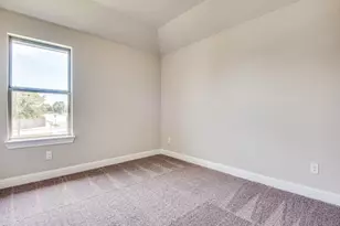 641 Hutchinson Ln, Lewisville, TX 75077 - Photo 18