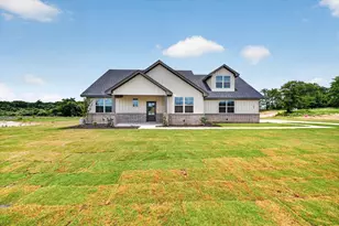 108 Loveta Ln, Boyd, TX 76023 - Photo 1