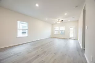 940 Apeldoorn Trl, Little Elm, TX 75068 - Photo 16