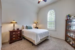 8561 Navisota Dr, Lantana, TX 76226 - Photo 20