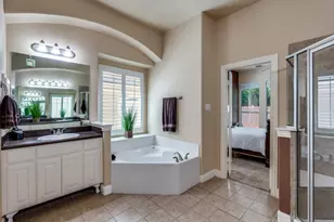 8561 Navisota Dr, Lantana, TX 76226 - Photo 14