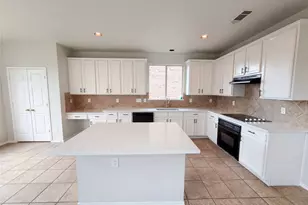 916 Matagorda Ln, DeSoto, TX 75115 - Photo 10