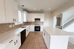 916 Matagorda Ln, DeSoto, TX 75115 - Photo 2