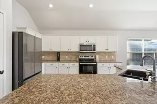 1316 Pelham Ln, Lewisville, TX 75077 - Photo 8