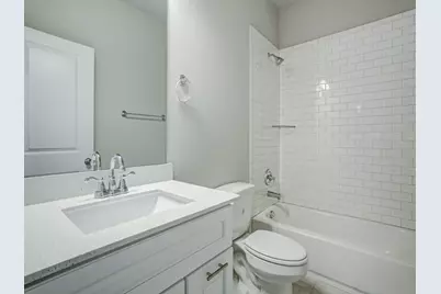 572 Hutchinson Lane, Lewisville, TX 75077 - Photo 16