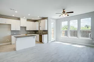 572 Hutchinson Ln, Lewisville, TX 75077 - Photo 6