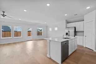 350 Arcane St, Greenville, TX 75402 - Photo 8