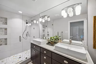 732 Creek Valley Court, Allen, TX 75002 - Photo 18