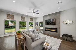 732 Creek Valley Ct, Allen, TX 75002 - Photo 8