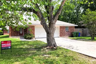 651 Meadow Park Dr, White Settlement, TX 76108 - Photo 1