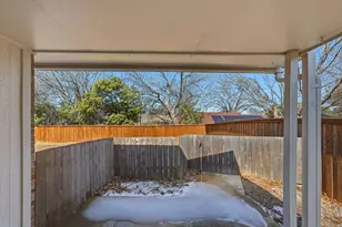 2117 Newbury Dr, Arlington, TX 76014 - Photo 32