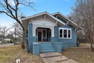 738 SW 1st St, Paris, TX 75460 - Photo 1