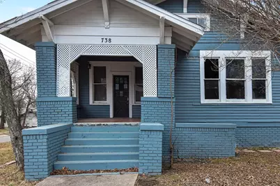 738 SW 1st Street, Paris, TX 75460 - Photo 2