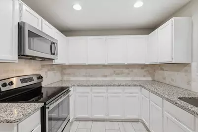 1638 Sunswept Terrace, Lewisville, TX 75077 - Photo 12