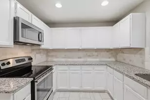 1638 Sunswept Terrace, Lewisville, TX 75077 - Photo 12