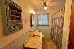 132 Columbia, Palestine, TX 75803 - Photo 20