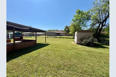 132 Columbia, Palestine, TX 75803 - Photo 24