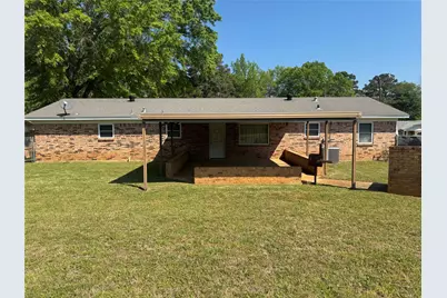 132 Columbia, Palestine, TX 75803 - Photo 32