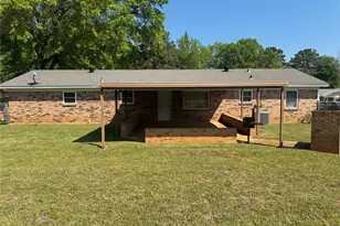 132 Columbia, Palestine, TX 75803 - Photo 32