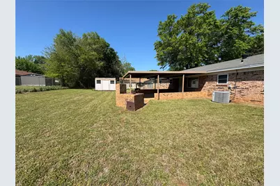132 Columbia, Palestine, TX 75803 - Photo 28