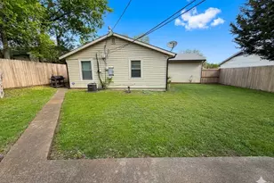 780 Emberwood Dr, Dallas, TX 75232 - Photo 2