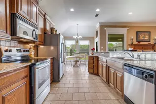 3901 Bonita Ct, Granbury, TX 76049 - Photo 14