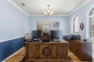933 Oatlands Pl, Burleson, TX 76028 - Photo 6