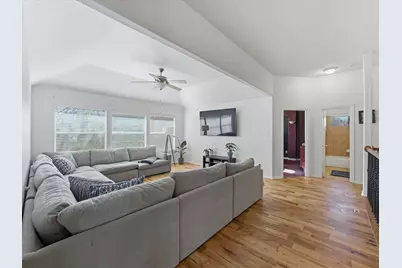 933 Oatlands Place, Burleson, TX 76028 - Photo 22