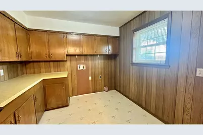 2050 Griffith Avenue, Terrell, TX 75160 - Photo 8