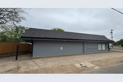 1634 Clarksville Street, Paris, TX 75460 - Photo 8