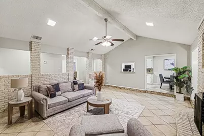 5603 Louise Way Drive, Arlington, TX 76017 - Photo 8