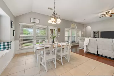 11712 Wolfcreek Lane, Fort Worth, TX 76244 - Photo 14