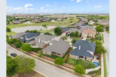 11712 Wolfcreek Lane, Fort Worth, TX 76244 - Photo 30