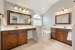 11712 Wolfcreek Ln, Fort Worth, TX 76244 - Photo 20