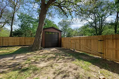 1112 S Travis Street, Sherman, TX 75090 - Photo 40