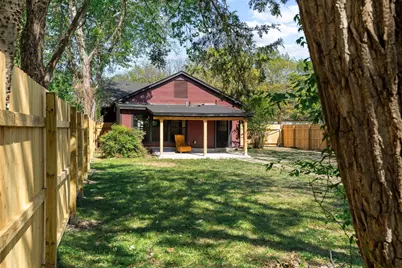 1112 S Travis Street, Sherman, TX 75090 - Photo 38