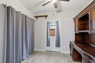 729 Hettie Street, Denton, TX 76209 - Photo 8