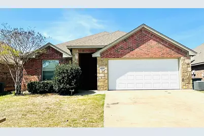 4502 Sapphire Lane, Granbury, TX 76049 - Photo 1