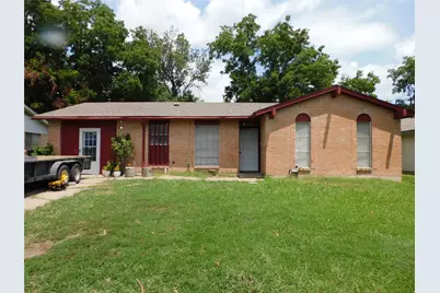 925 Shorecrest Drive, Garland, TX 75040 - Photo 2