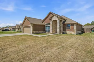 1325 Harpers Mill Rd, Stephenville, TX 76401 - Photo 4