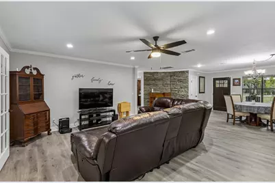 1003 Newell Drive, Hudson Oaks, TX 76087 - Photo 8