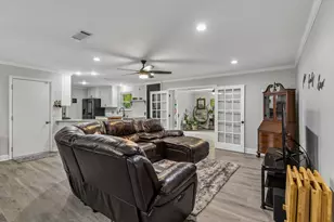 1003 Newell Dr, Hudson Oaks, TX 76087 - Photo 6