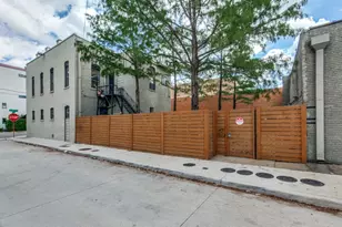 2007 S Ervay St, Dallas, TX 75215 - Photo 4