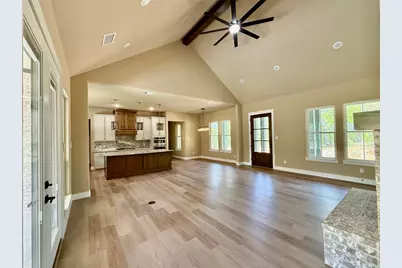 114 Ridgeline, Chico, TX 76431 - Photo 4